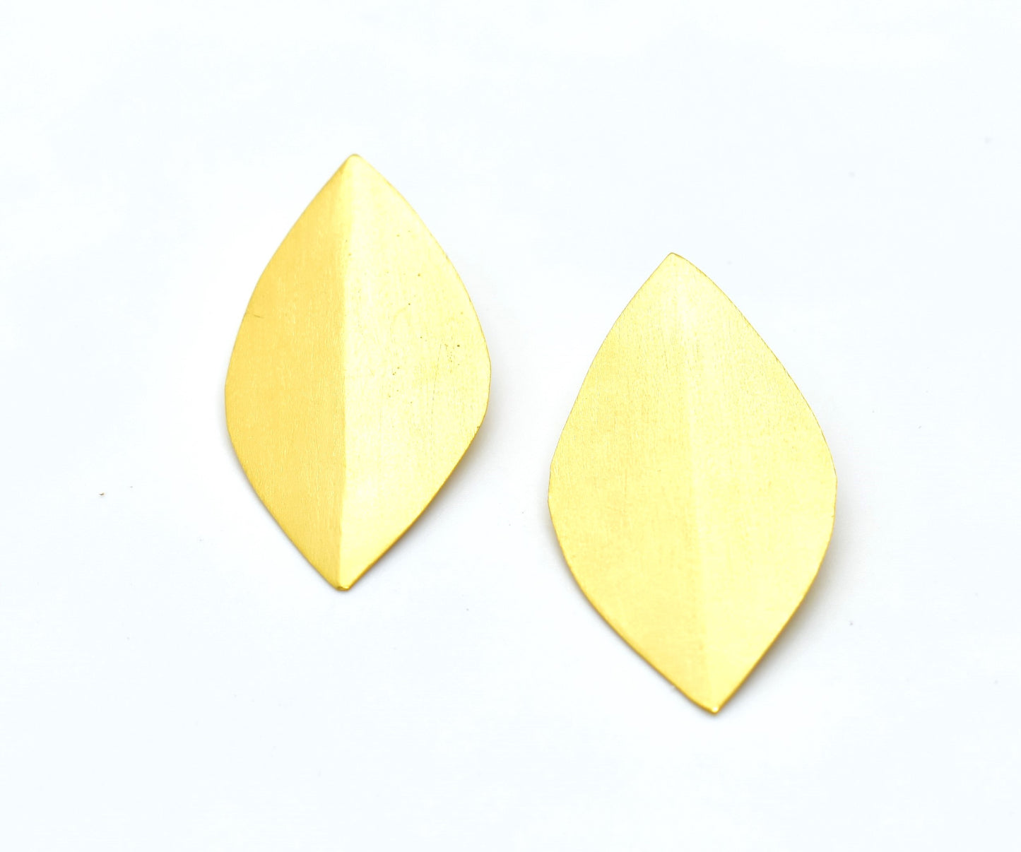 Geomatric design fusion earings | Golden | Screw Type
