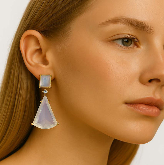 White, 22KT Gold Finish