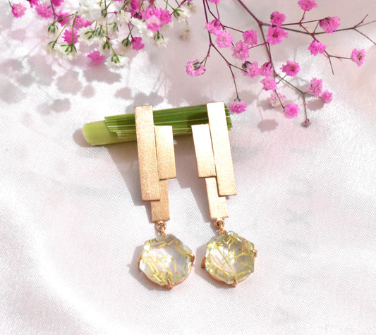 Geomatric design fusion earings | Golden | Screw Type