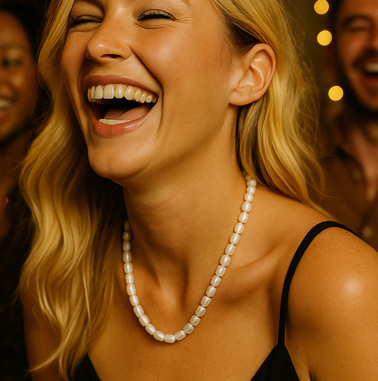 Sparkling Necklace Set with Pearls for Women
