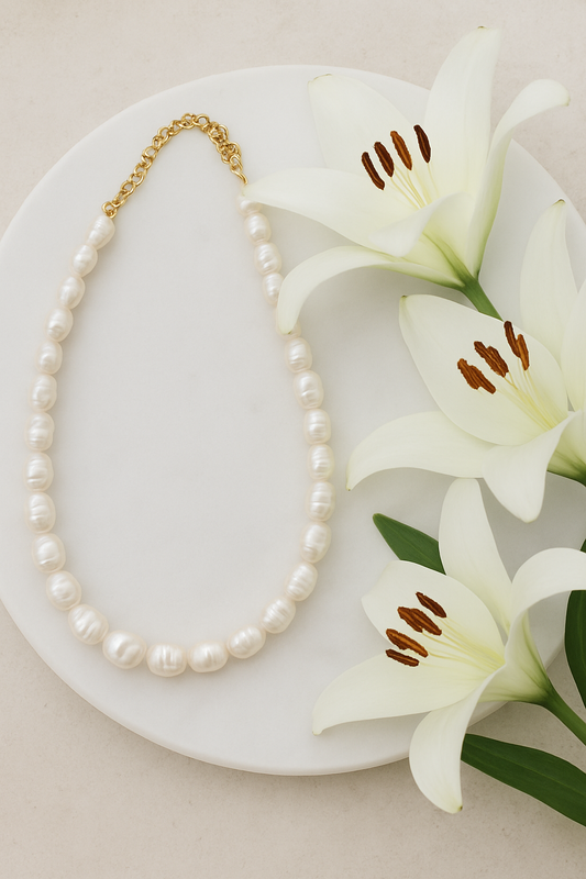 Sparkling Necklace Set with Pearls for Women
