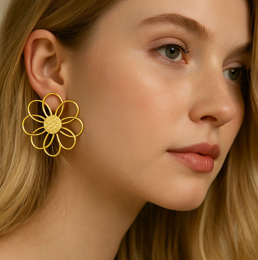 Geomatric design fusion earings | Golden | Screw Type